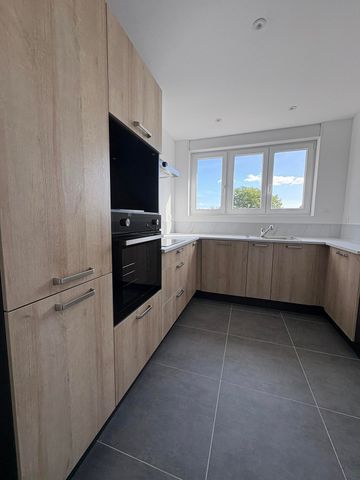 Location Appartement 4 pièces 80m² COUDEKERQUE BRANCHE 59210 - Photo 5