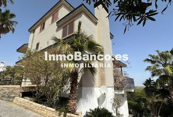 Luxury Villa for rent in Chiva, Spain