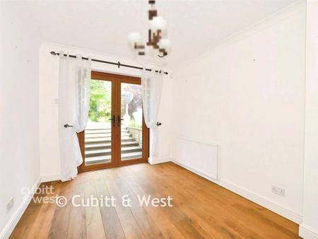 6 bedroom detached house to rent - Photo 2