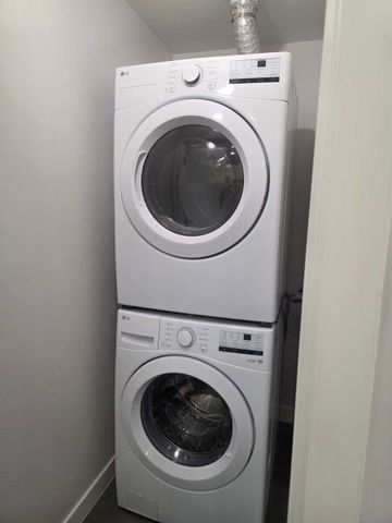 Brand New Jacob Building - Photo 4