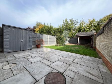 4 bedroom semi-detached house to rent - Photo 2