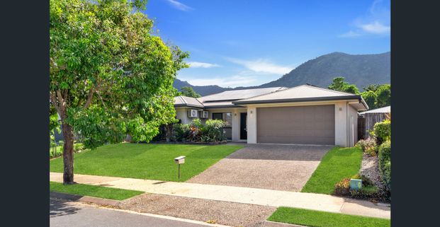 4 BEDROOMS, 2 BATHROOMS, POOL & SHED - Photo 1