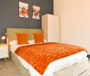 1 bedroom in a house share to rent - Photo 1