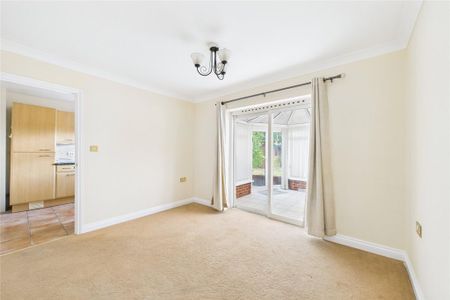 3 bedroom detached house to rent - Photo 5