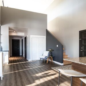 Baie Jolie Bord Du Fleuve 4 1/2, Disponible Immediatement - Photo 2