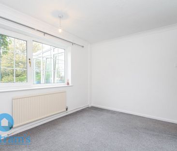 2 bed Detached Bungalow for Rent - Photo 5