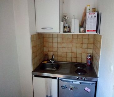 Location Appartement 1 pièce 15m² DIJON 21000 - Photo 3