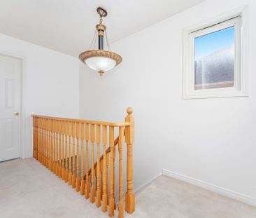 For Lease - 6513 Song Bird Crescent, Mississauga, Ontario - Photo 4