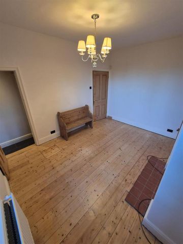 2 bedroom terraced house to rent - Photo 3