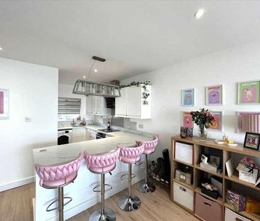 Leigh On Sea, SS9 - Photo 5