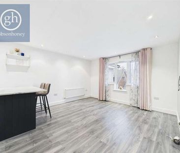 Adstock Court, Ruislip, HA4 - Photo 6