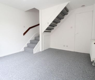 1 bedroom end of terrace house to rent - Photo 2