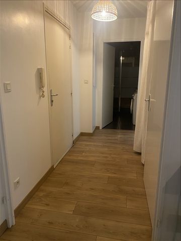 2 pièces - Meublé - 46,38 m² - 1er étage - Colocation non autorisée - Photo 2