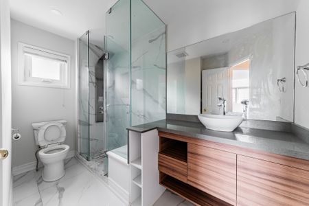 For Lease - 19 Connery Crescent, Markham, Ontario - Photo 5