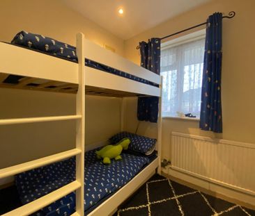 3 bedroom semi-detached house to rent - Photo 3