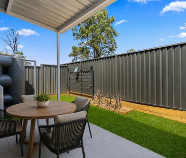 North East Facing Townhouse - Zoned for Schofields Public School - Photo 4