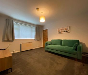 1 bedroom ground floor flat to rent - Photo 2
