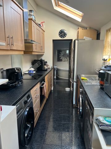 Room in a Shared House, Lamberts Place, CR0 - Photo 4