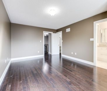 Semi-Detached Home For Lease | N8136326 - Photo 5