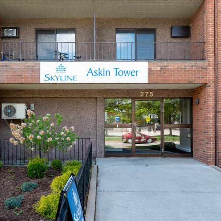 Askin Tower Apartments - Photo 4