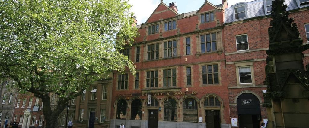 3 bedroom apartment to rent - Photo 1