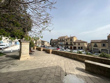 Location Maison 4 pièces 90m² GALLARGUES LE MONTUEUX 30660 - Photo 4