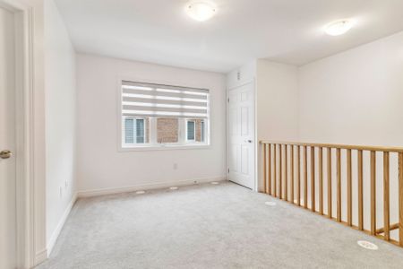 For Lease - 526 White's Hill Avenue Unit# B, Markham, Ontario - Photo 2