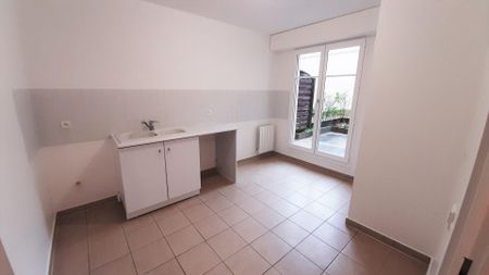 location Appartement T3 DE 73.48m² À VERSAILLES - Photo 2