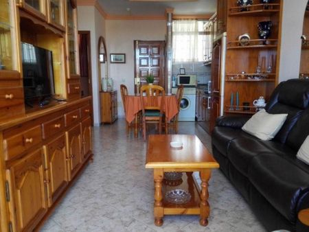 2 Bed Flat / Apartment to Rent - Photo 3