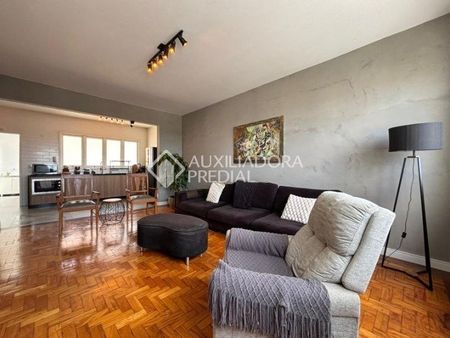 Apartamento com 3 quartos e 122m² para alugar em Centro Histórico, Porto Alegre. - Foto 5