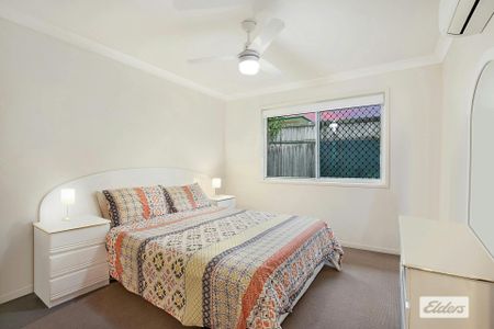 Cozy Home Perfect for a Small Family! - Photo 4