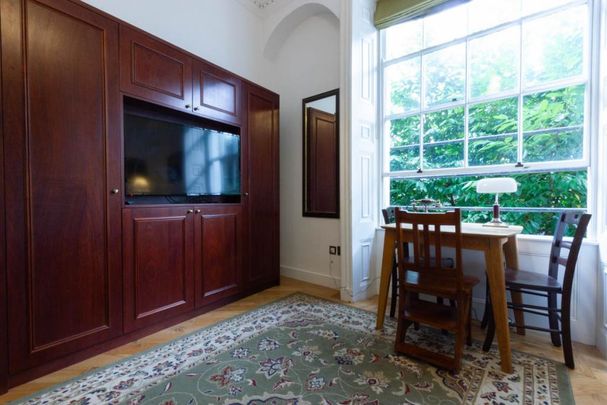 Flat 05 Cartwright Gardens, Bloomsbury WC1H 9EH - Photo 1