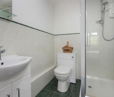 2 bedroom apartment to rent - Photo 6