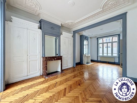 Location Maison 8 pièces 205m² - Photo 1