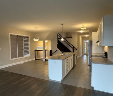 For Lease - 14 Sportsman Hill Street Unit# Upper Level, Kitchener, ... - Photo 2