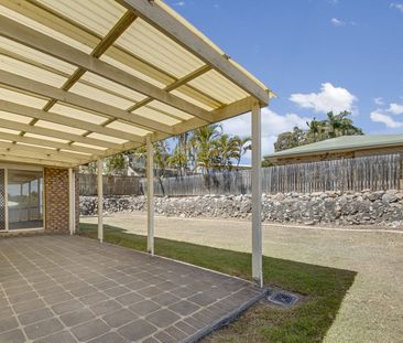 BEAUTIFUL FOUR BEDROOM HOME FRESHLY RENOVATED IS AVAILABLE FOR RENT... - Photo 3