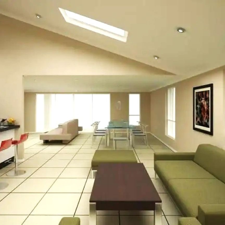 Stunning Single-Level Home Designed for Elegant Entertaining&excl; - Photo 1