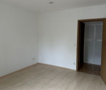 Gepflegte 2,5-Zimmer-Wohnung in ruhiger Lage - FÃ¼rther SÃ¼dstadt - Foto 1