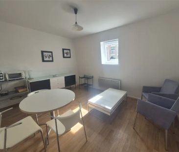 Location appartement 2 pièces - 27.64m² à Lille (59000) - Photo 2