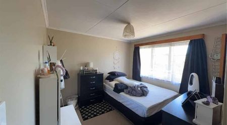 Tidy 3 bedroom home waiting for you! - Photo 2