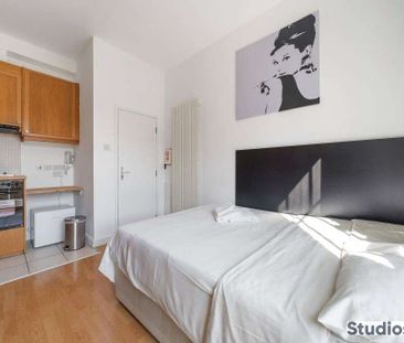 A selection of modern studio apartments within this well-maintained... - Photo 3