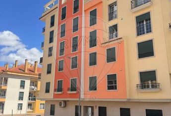 Apartamento T3 em Lisboa
