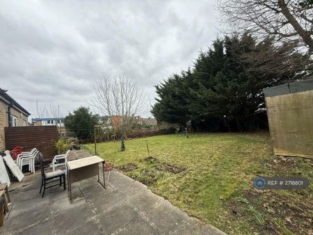 Studio to rent - Photo 5