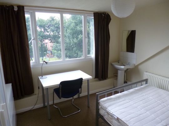 Windsor Street (Rm 4), Beeston, NG9 2BW - Photo 1