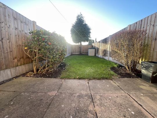 2 bedroom terraced house to rent - Photo 1