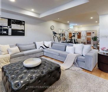 100 REED WAY REED WAY - Photo 1