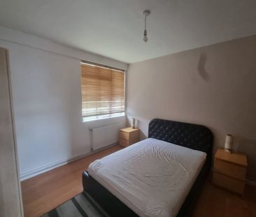 1 Bed Flat, Newbury House, W2 - Photo 5
