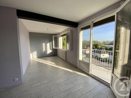 Location Appartement 3 pièces 75m² GRANVILLE 50400 - Photo 2