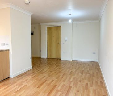 Studio to rent - Photo 5