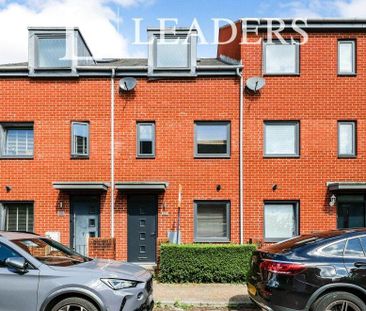 3 bedroom terraced house to rent - Photo 2